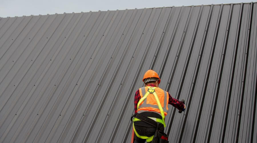 Professional metal roof installation services in Ivanhoe, CA